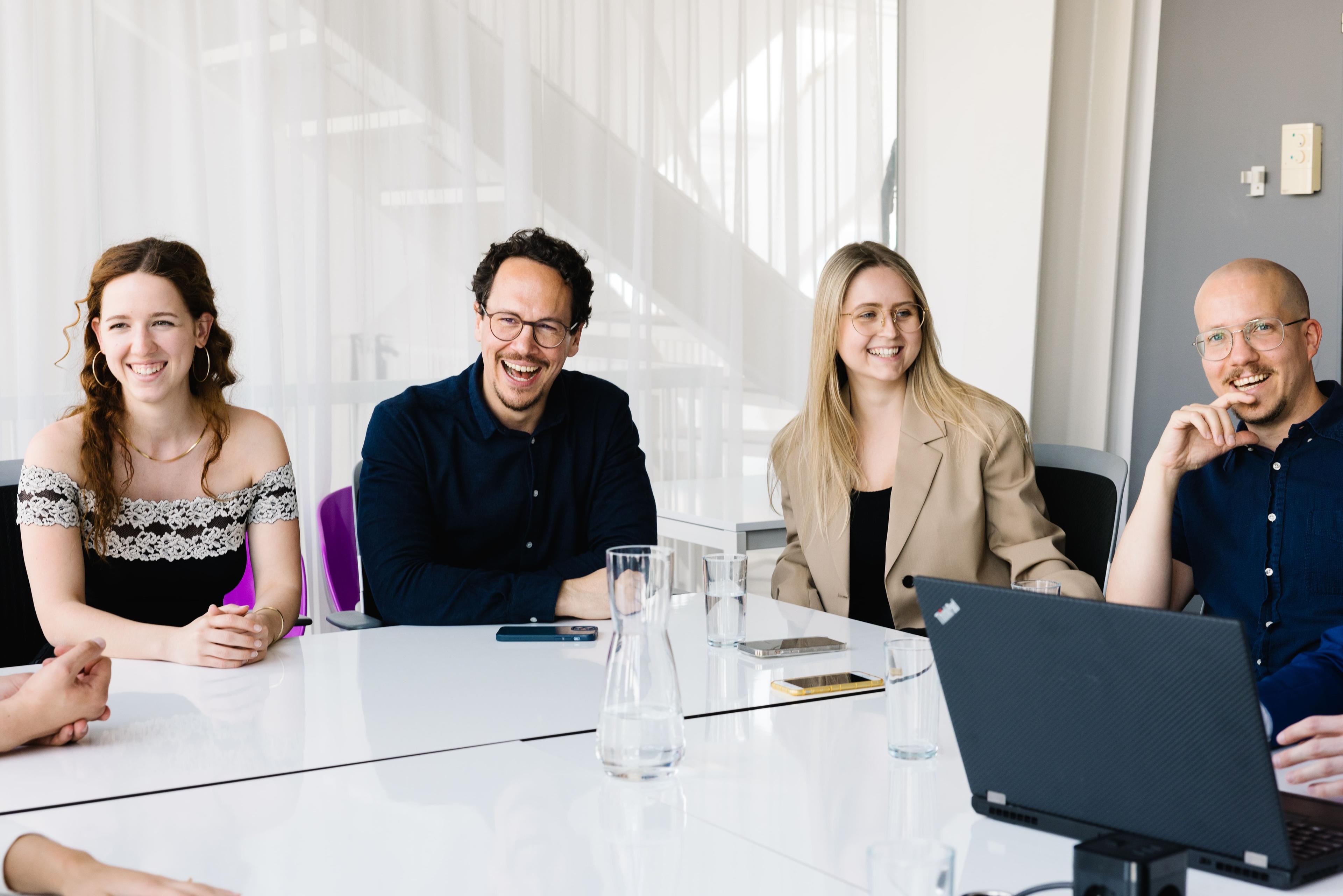 Azure DevOps Engineer (w/m/d) hero